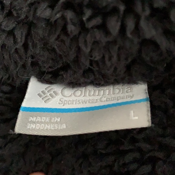 Columbia teddy bear sweater - Picture 3 of 3